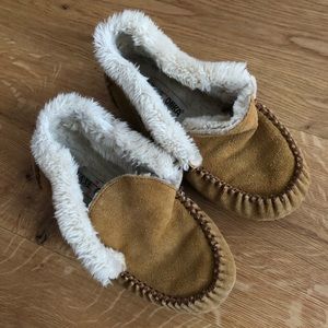 Minnetonka moccasin slippers